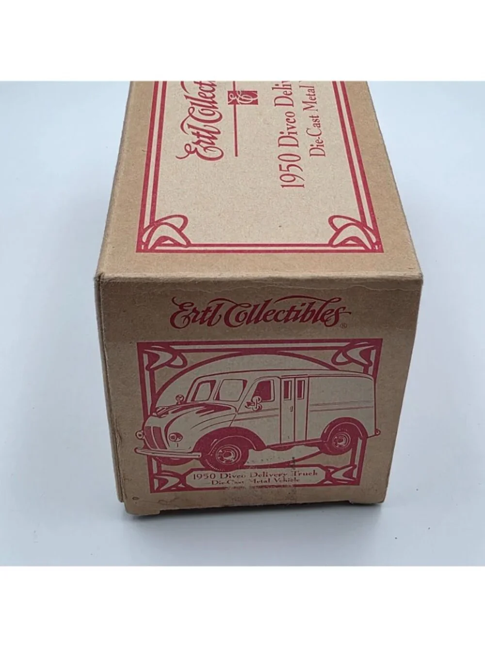Ertl Collectibles 1950 Divco Delivery Truck Schwan's Dairy Ice Cream w Box 2000